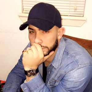 Meet your Posher, Ernesto